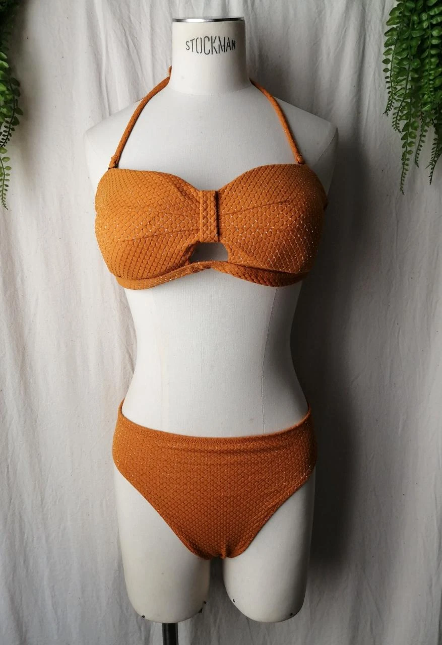 Maillot de Bain 2 Pièces : Bandeau/Culotte texturé moutarde & doré "Etam"